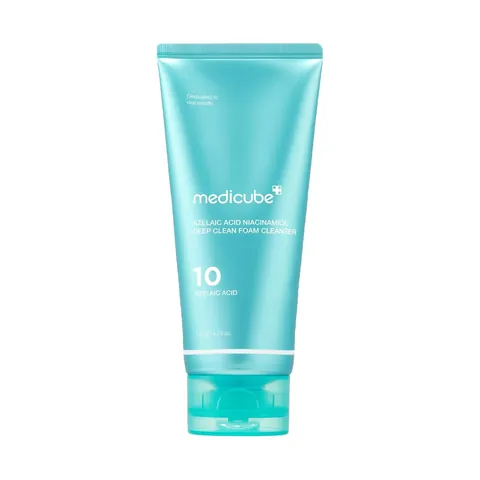 Tubo de Medicube Azelaic Acid Niacinamide Deep Clean Foam Cleanser 120g